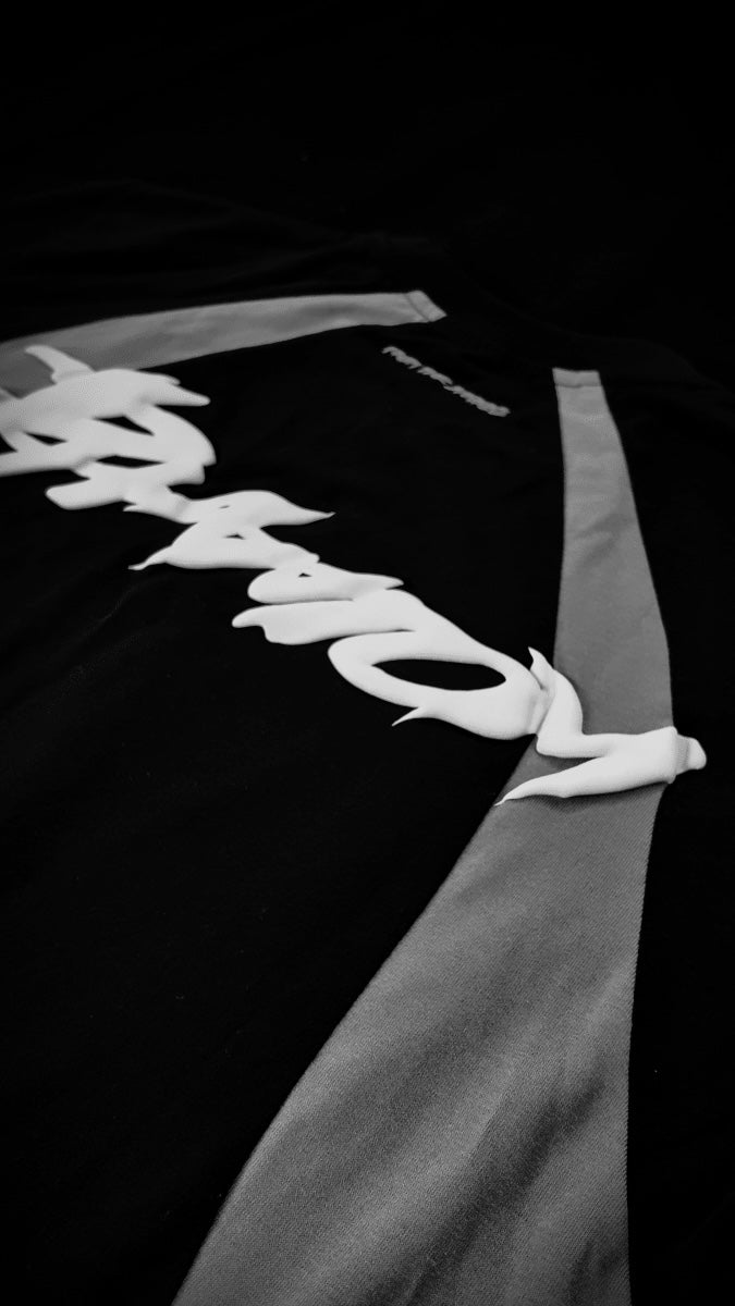 STEALTH SET (T-SHIRT + SHORTS)